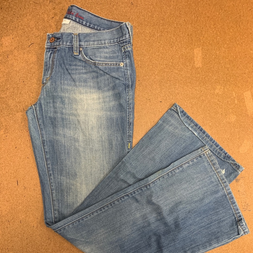 Used Levi’s 522 Ultra Low Boot 12L/W31 Womens Jean